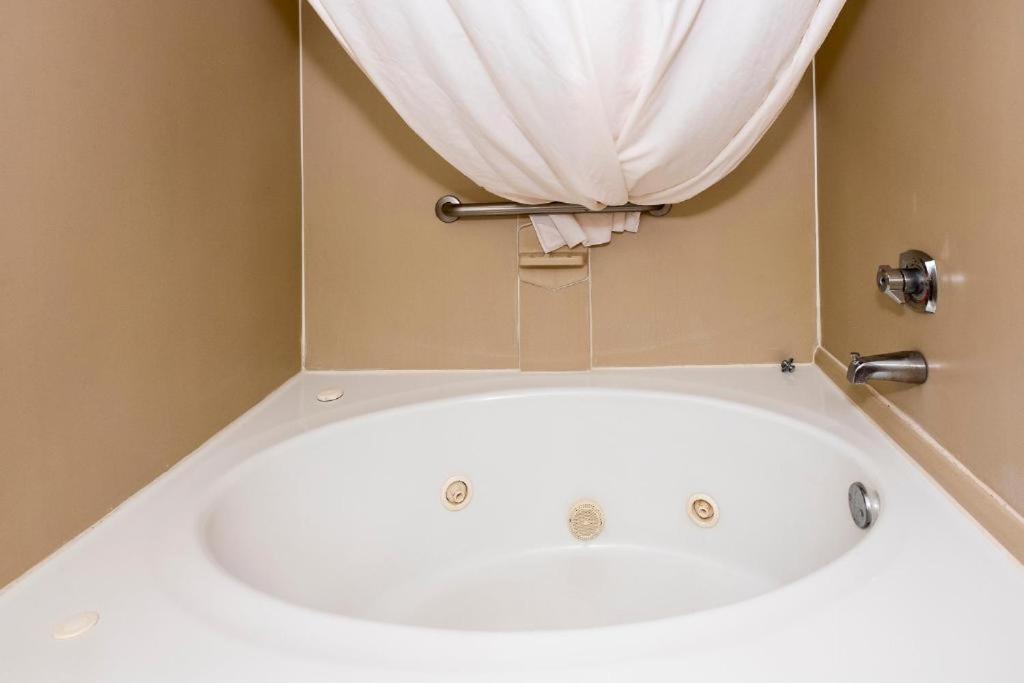 My Home & Suites Madison Ga Kültér fotó